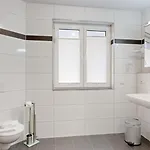 דירה Strandnahe Mit 2 Schlafzimmern Und Terrasse, Residenz Margarete, בינץ