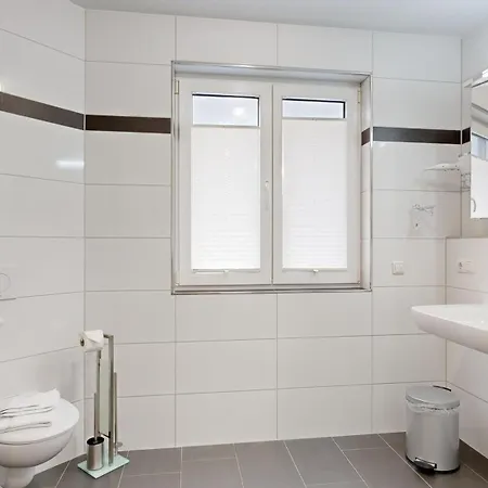 Strandnahe Mit 2 Schlafzimmern Und Terrasse, Residenz Margarete, Apartment