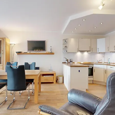 Strandnahe Mit 2 Schlafzimmern Und Terrasse, Residenz Margarete, Apartment *