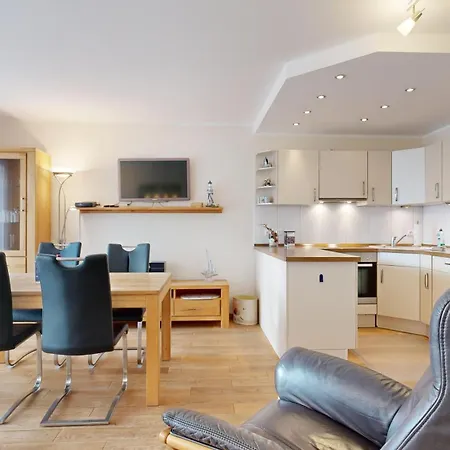 Strandnahe Mit 2 Schlafzimmern Und Terrasse, Residenz Margarete, Apartment