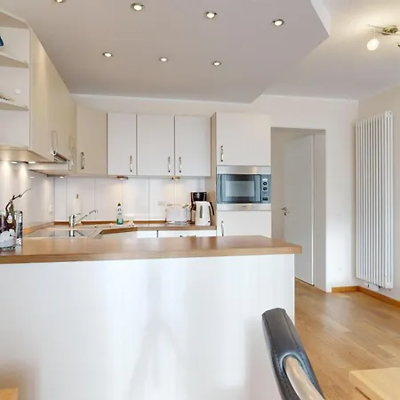 Strandnahe Mit 2 Schlafzimmern Und Terrasse, Residenz Margarete, Apartment