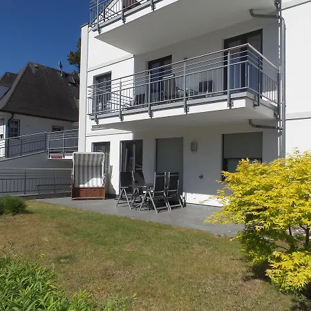 Apartment Strandnahe Mit 2 Schlafzimmern Und Terrasse, Residenz Margarete, Binz