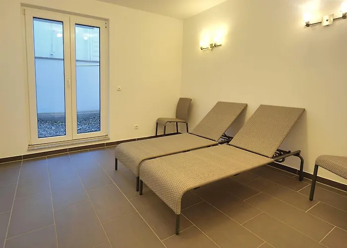 Strandnahe Mit 2 Schlafzimmern Und Terrasse, Residenz Margarete, * Binz